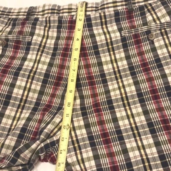 Land's End Bermuda GOLF Shorts Mens Size W44 Blue Yellow Red Plaid Preppy Travel - Picture 9 of 10